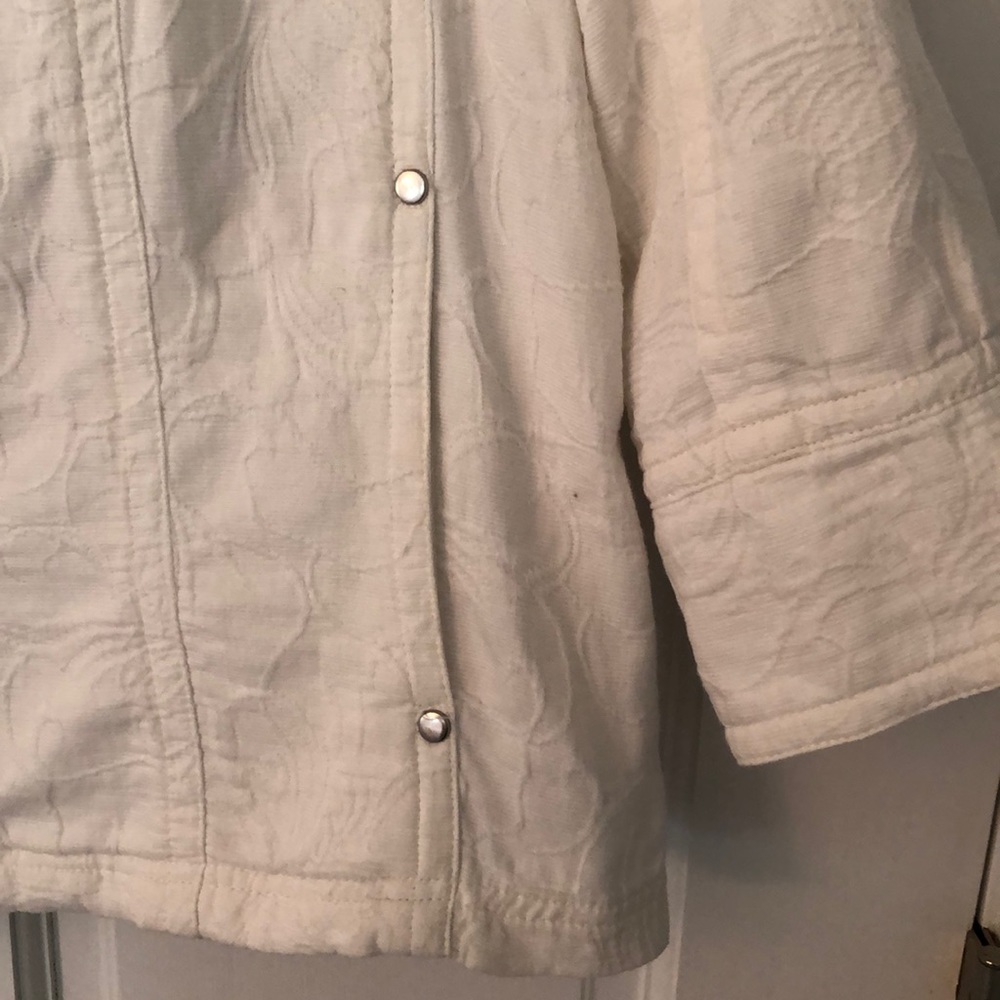 Coldwater Creek embossed casual jacket - Picture 9 of 9